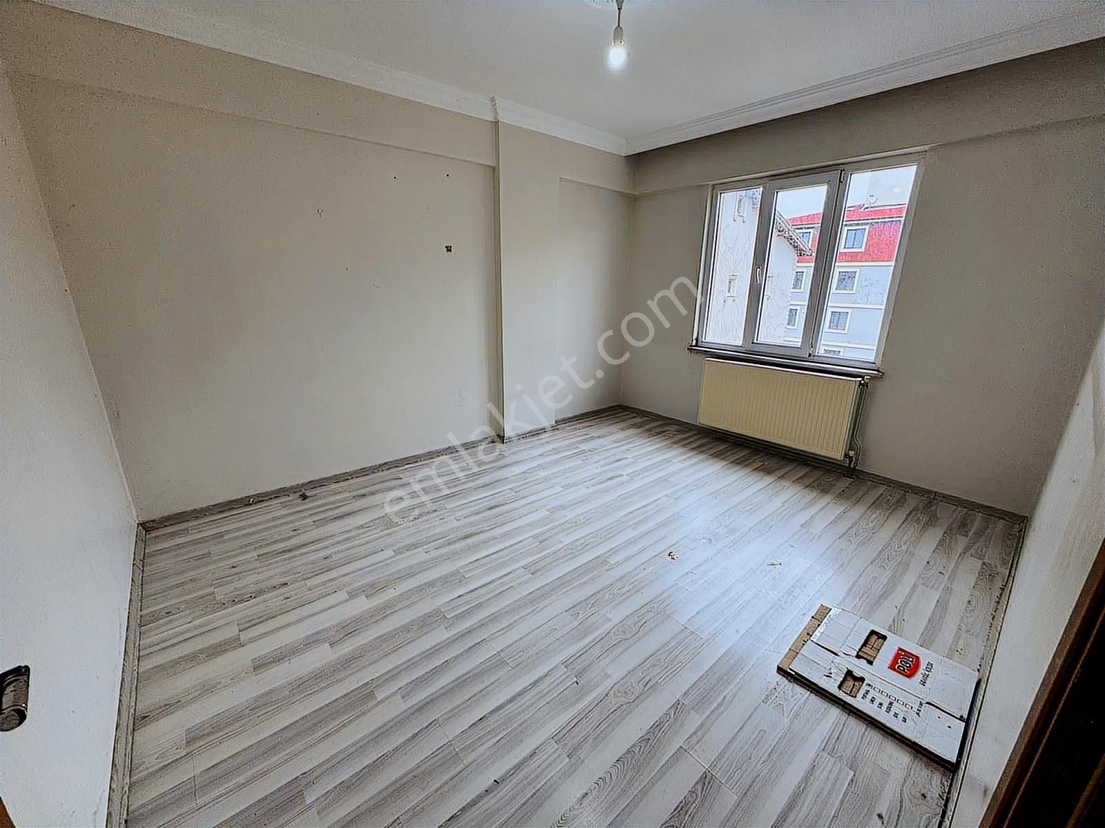 Vatan Mahallesinde Ön Cephe Cam Balkonlu 2+1 Satılık Daire - Görsel 7