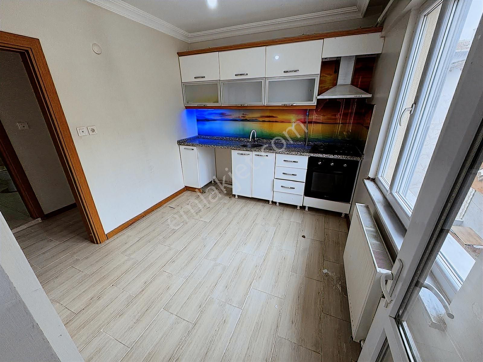 Vatan Mahallesinde Ön Cephe Cam Balkonlu 2+1 Satılık Daire - Görsel 32