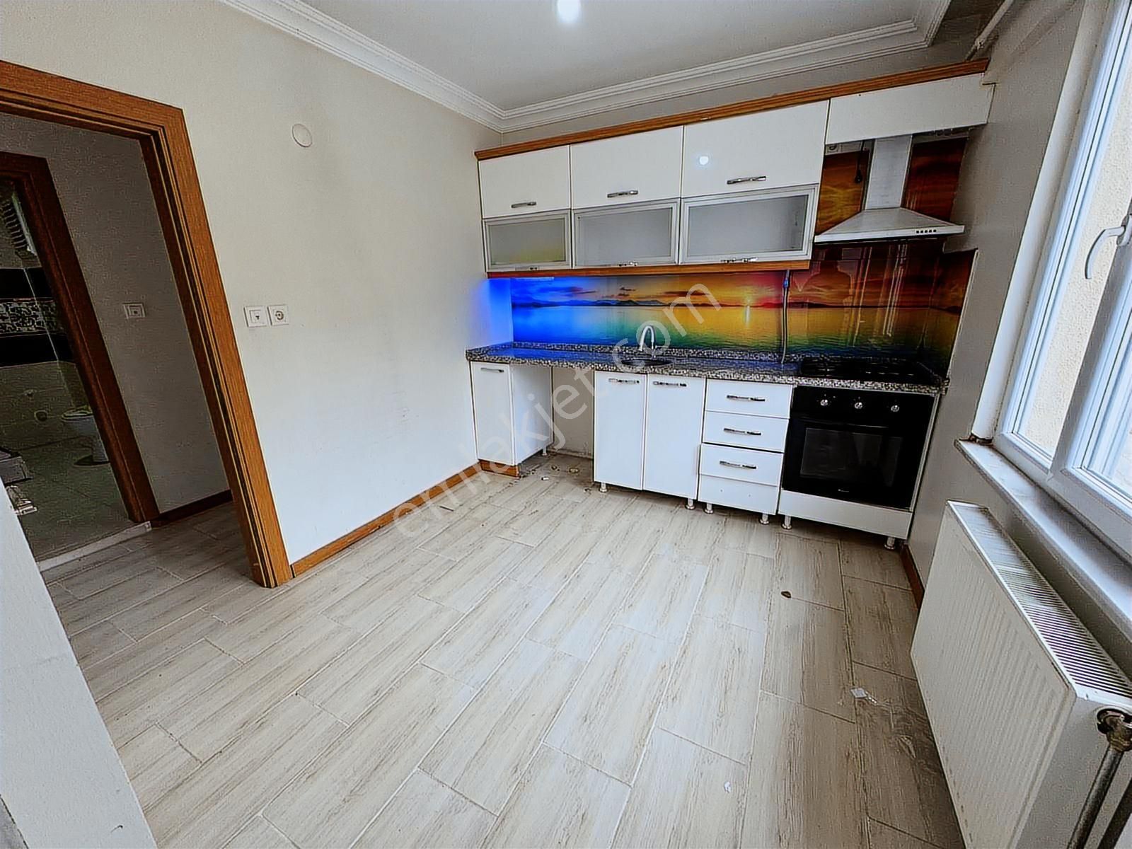 Vatan Mahallesinde Ön Cephe Cam Balkonlu 2+1 Satılık Daire - Görsel 20