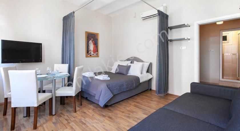 Beyoğlu İstiklal Caddesi Asmalımesciite Asanörlü Binada 1+0 Mntfaklı Kombi Ve Klimalı Fulleşyalı - Görsel 9