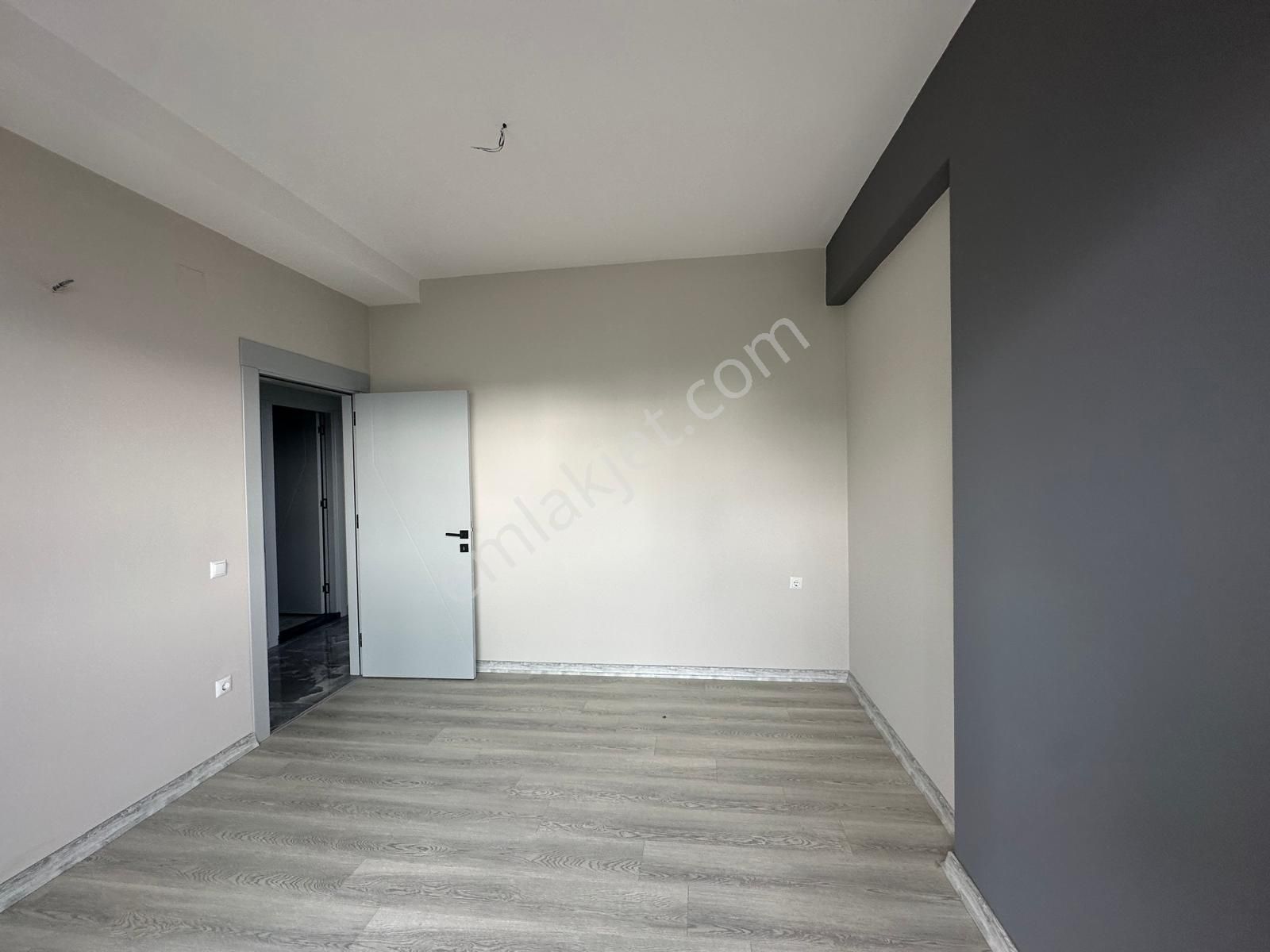 Denize Yakın, Havuzlu Sitede Sıfır 3+1 Daire - Görsel 28