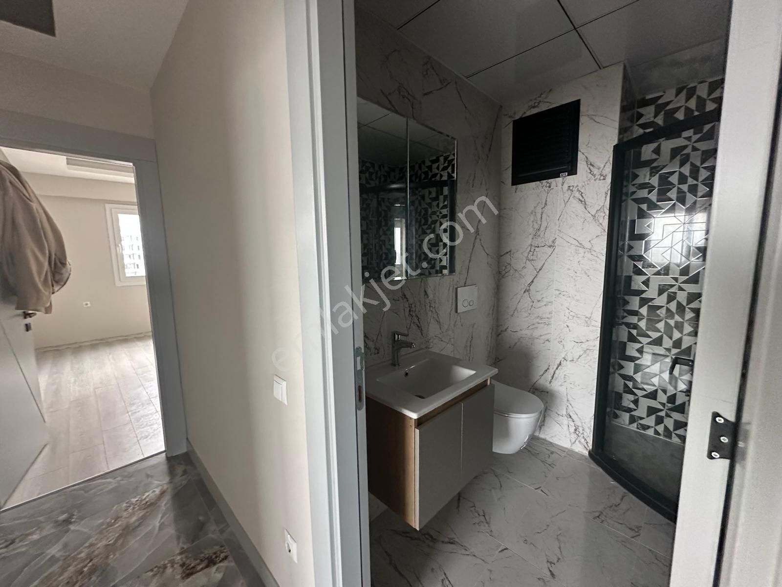 Denize Yakın, Havuzlu Sitede Sıfır 3+1 Daire - Görsel 18