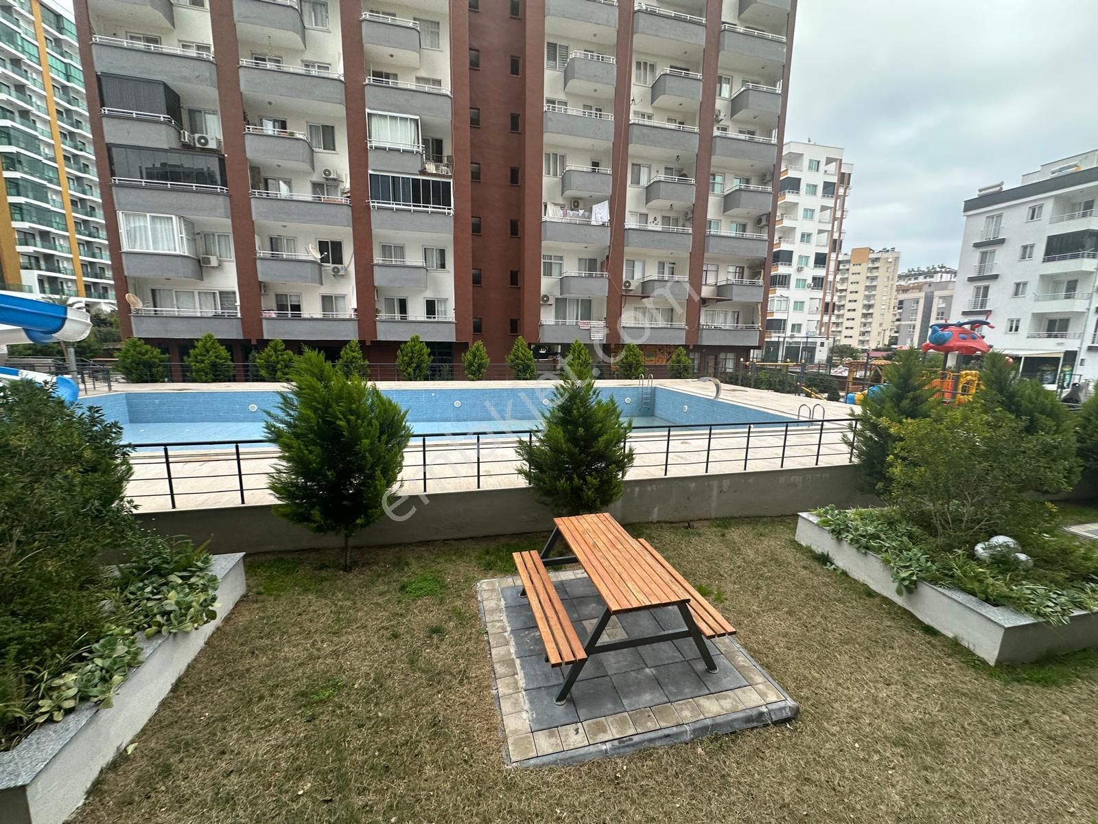 Denize Yakın, Havuzlu Sitede Sıfır 3+1 Daire - Görsel 39