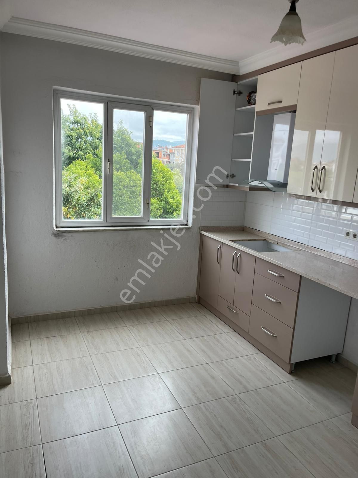 Stop’tan Karaçalı’da *geniş* 3+1 Kiralık Daire - Görsel 3