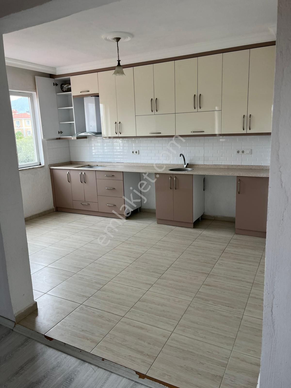 Stop’tan Karaçalı’da *geniş* 3+1 Kiralık Daire - Görsel 2