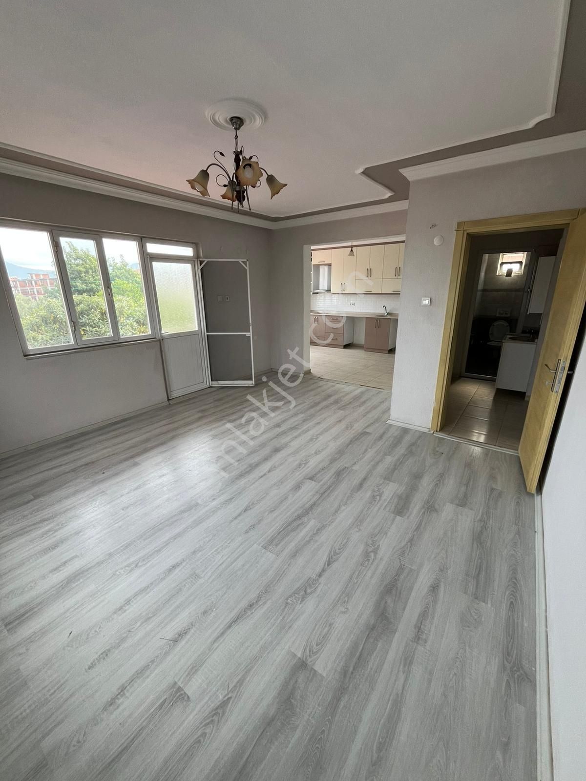 Stop’tan Karaçalı’da *geniş* 3+1 Kiralık Daire - Görsel 4