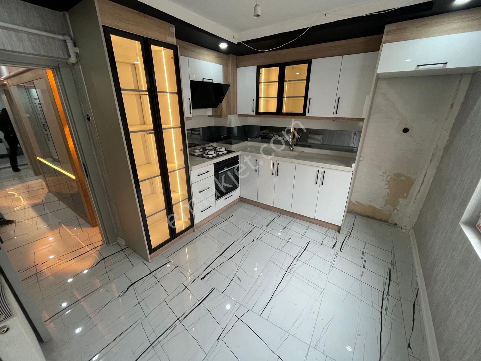 Mç Emlak'tan Plevne Mahallesin'de 3+1 Satılık Daire