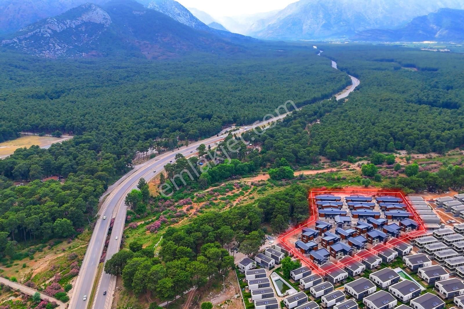 Gökhan Üçgün'den Bölgenin En İyi Projesi Safe Cıty'de Loft Villa - Görsel 28