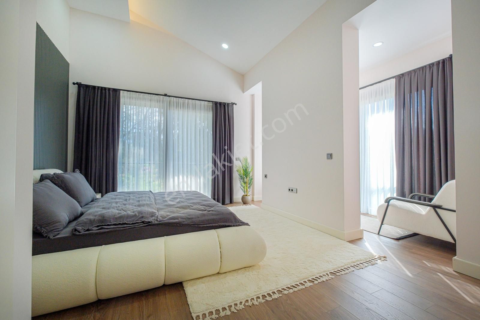 Gökhan Üçgün'den Bölgenin En İyi Projesi Safe Cıty'de Loft Villa - Görsel 23