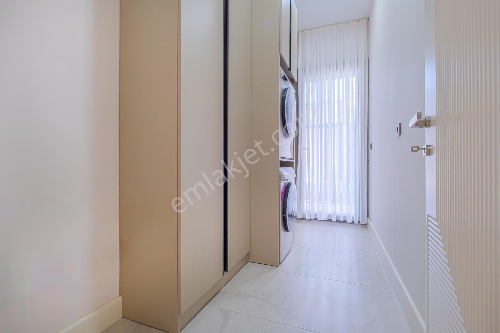 Gökhan Üçgün'den Bölgenin En İyi Projesi Safe Cıty'de Loft Villa - Görsel 32