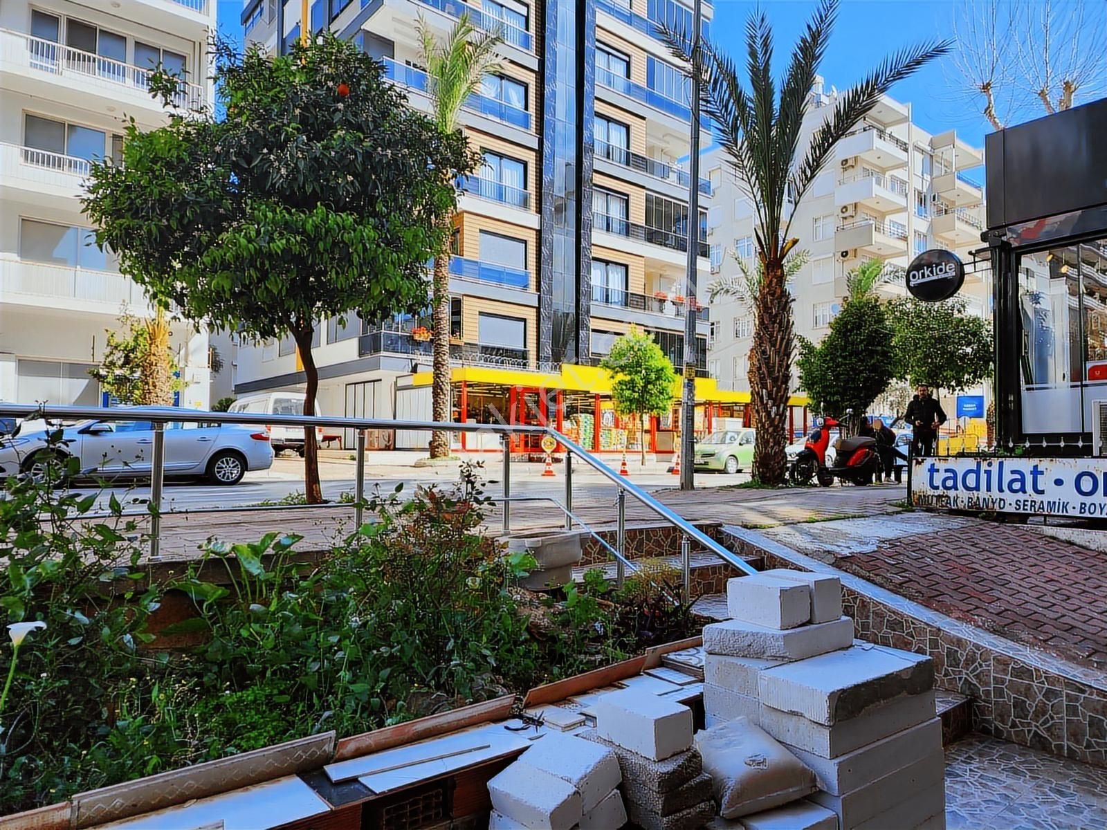 Bahçelievler Teomanpaşa Cad. De Satılık 120 M2 Köşe Dükkan - Görsel 10