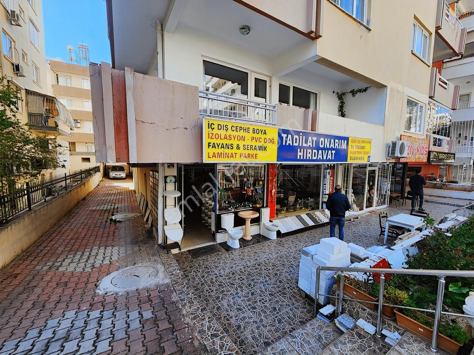Bahçelievler Teomanpaşa Cad. De Satılık 120 M2 Köşe Dükkan - Görsel 11