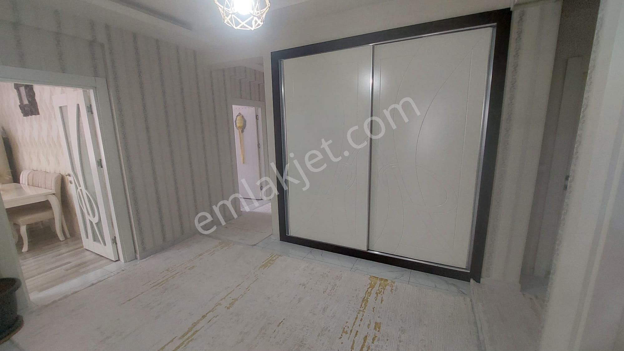 Fabrika Mahallesinin En Güzel Havuzlu 3.5+1 Lüx Dairesi Satışta - Görsel 19