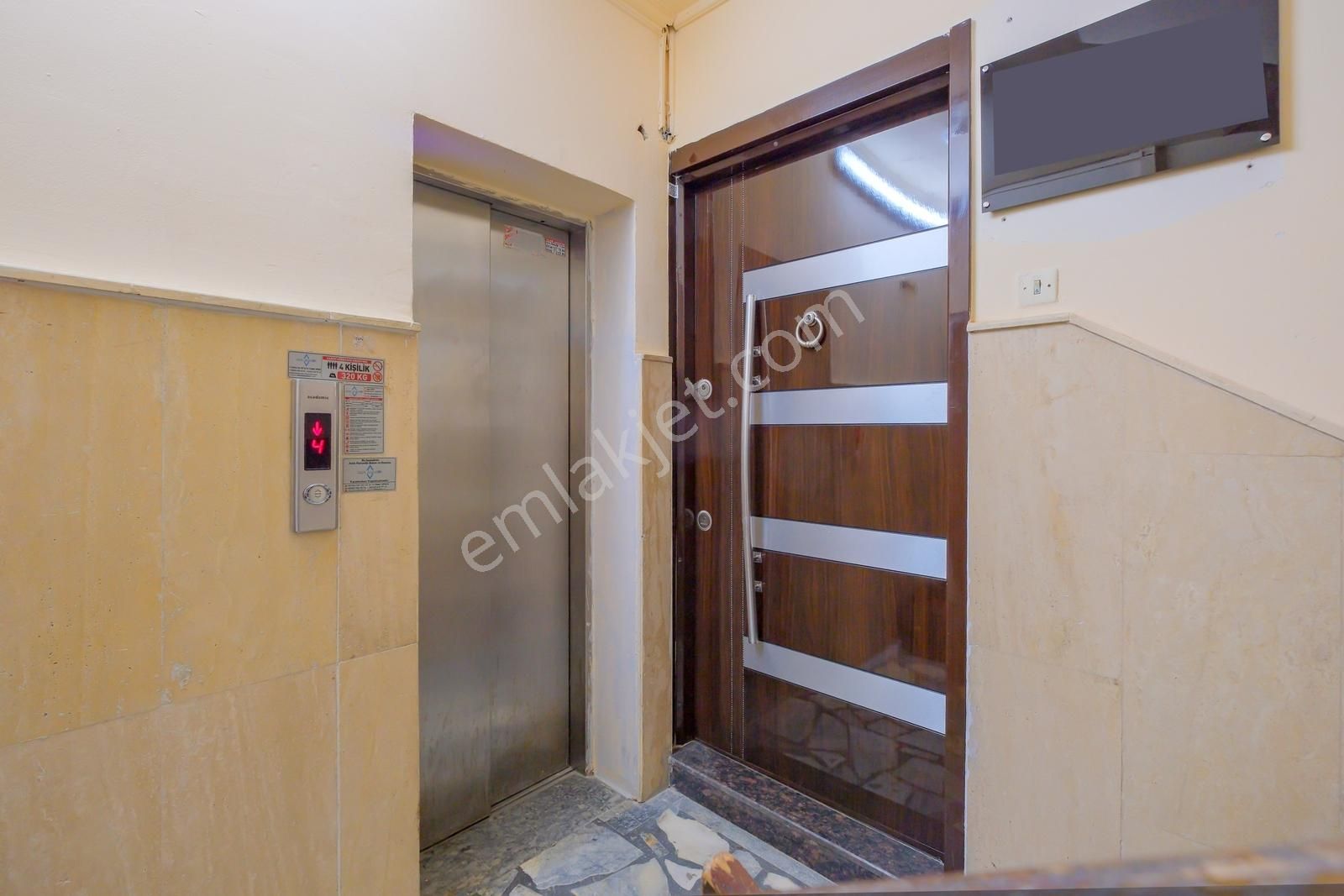 Gökhan Üçgün'den Konyaaltı Cd. Üzeri, Deniz Manzaralı Geniş 3+1 - Görsel 28