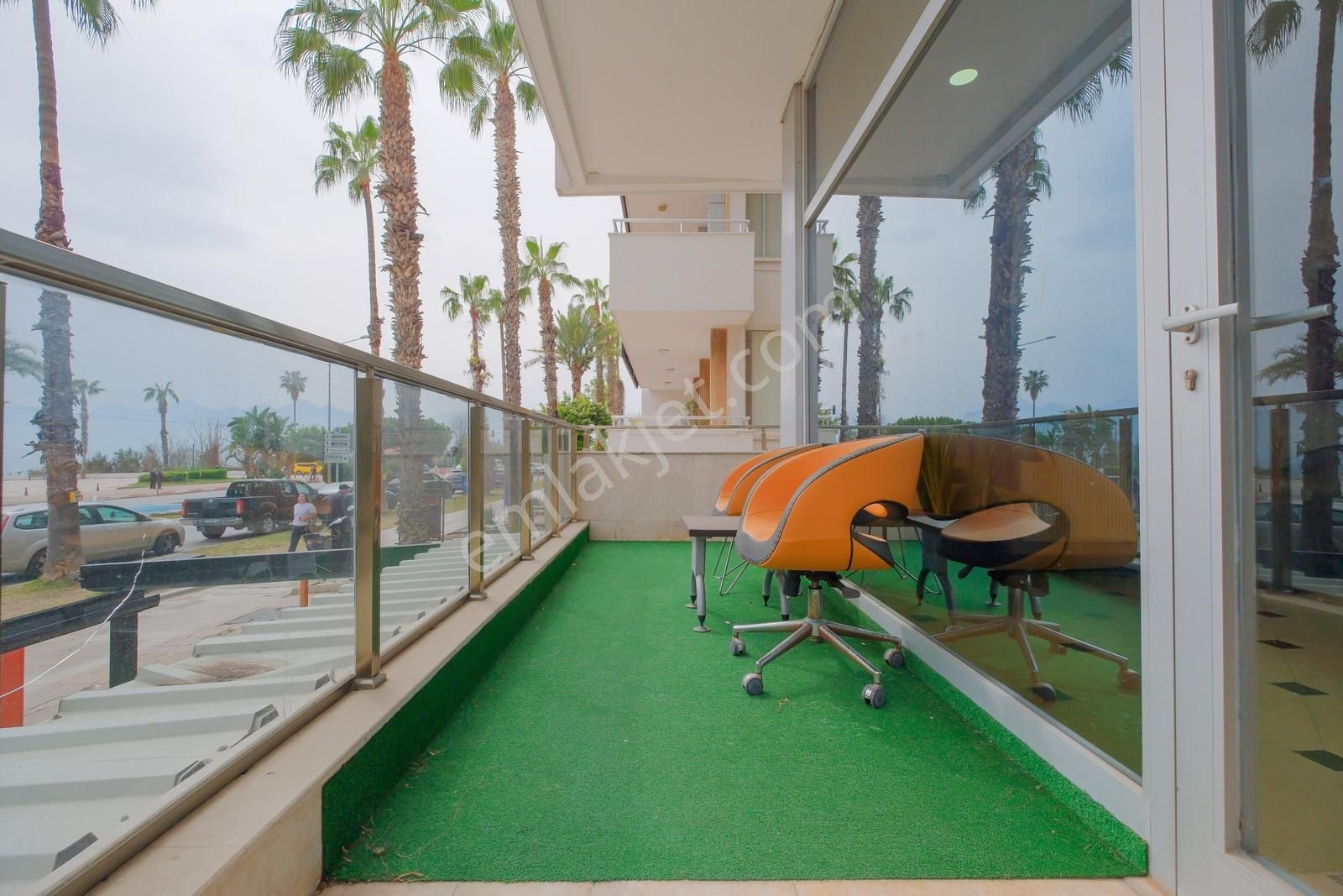 Gökhan Üçgün'den Konyaaltı Cd. Üzeri, Deniz Manzaralı Geniş 3+1 - Görsel 27