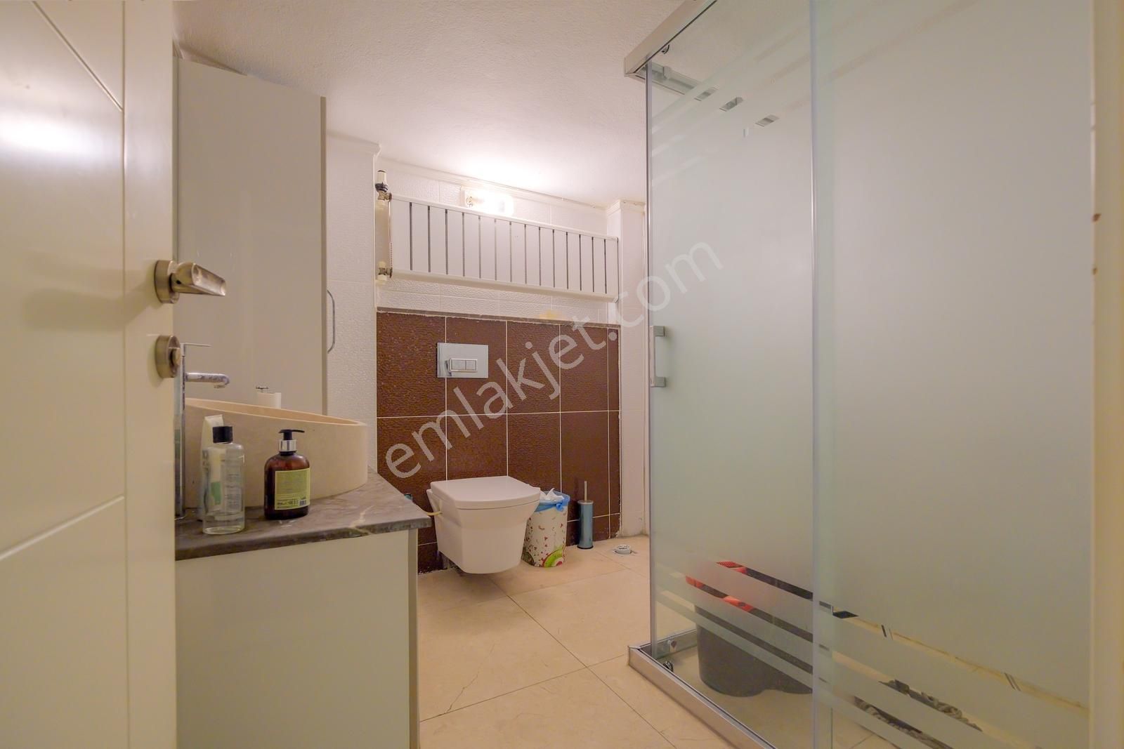 Gökhan Üçgün'den Konyaaltı Cd. Üzeri, Deniz Manzaralı Geniş 3+1 - Görsel 12