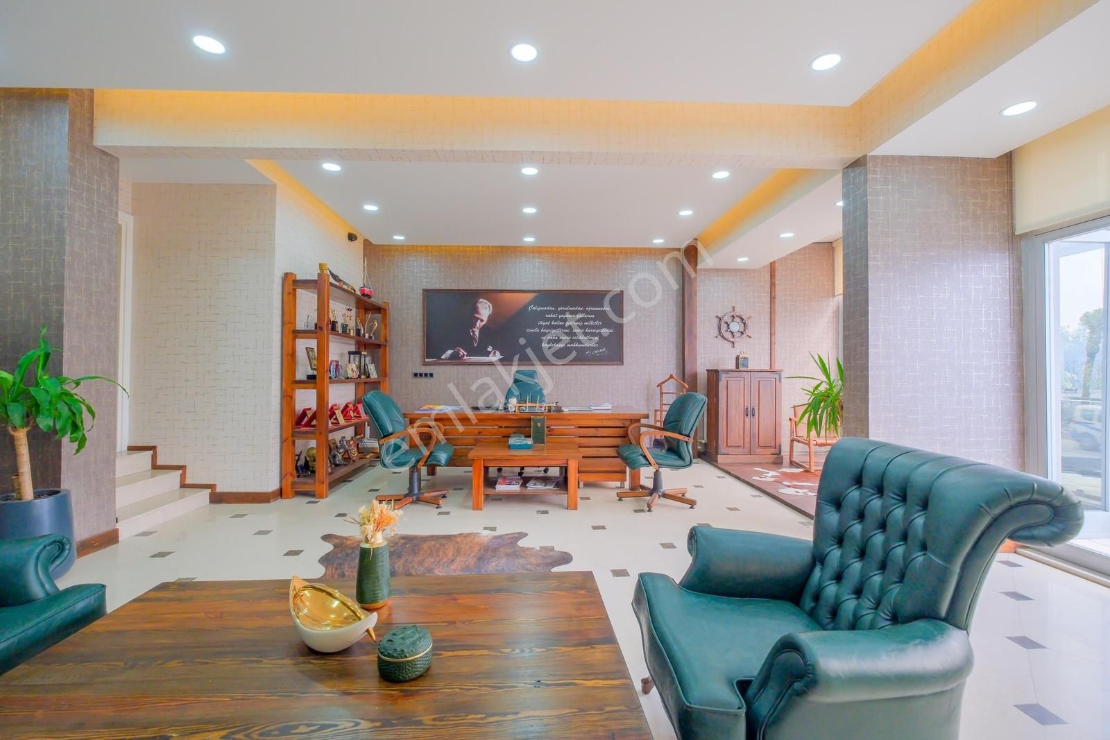 Gökhan Üçgün'den Konyaaltı Cd. Üzeri, Deniz Manzaralı Geniş 3+1 - Görsel 11