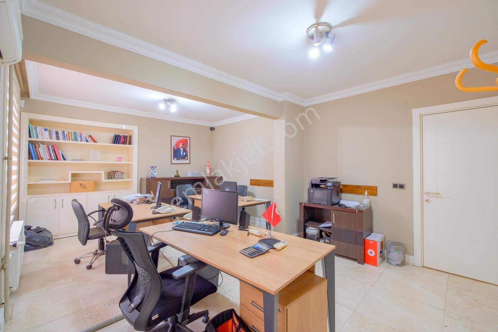 Gökhan Üçgün'den Konyaaltı Cd. Üzeri, Deniz Manzaralı Geniş 3+1 - Görsel 13