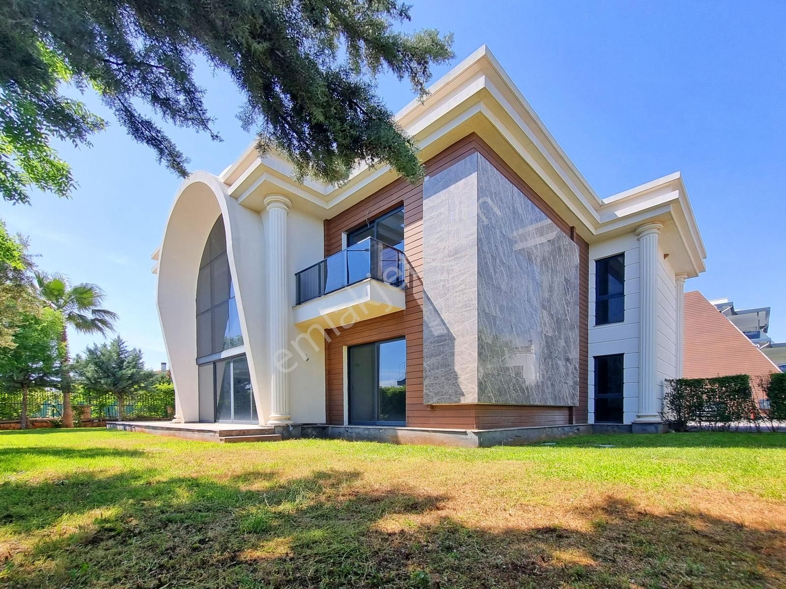 Gökhan Üçgün - Château D'or Sitesi'nde Eşsiz Tam Müstakil Villa - Görsel 7