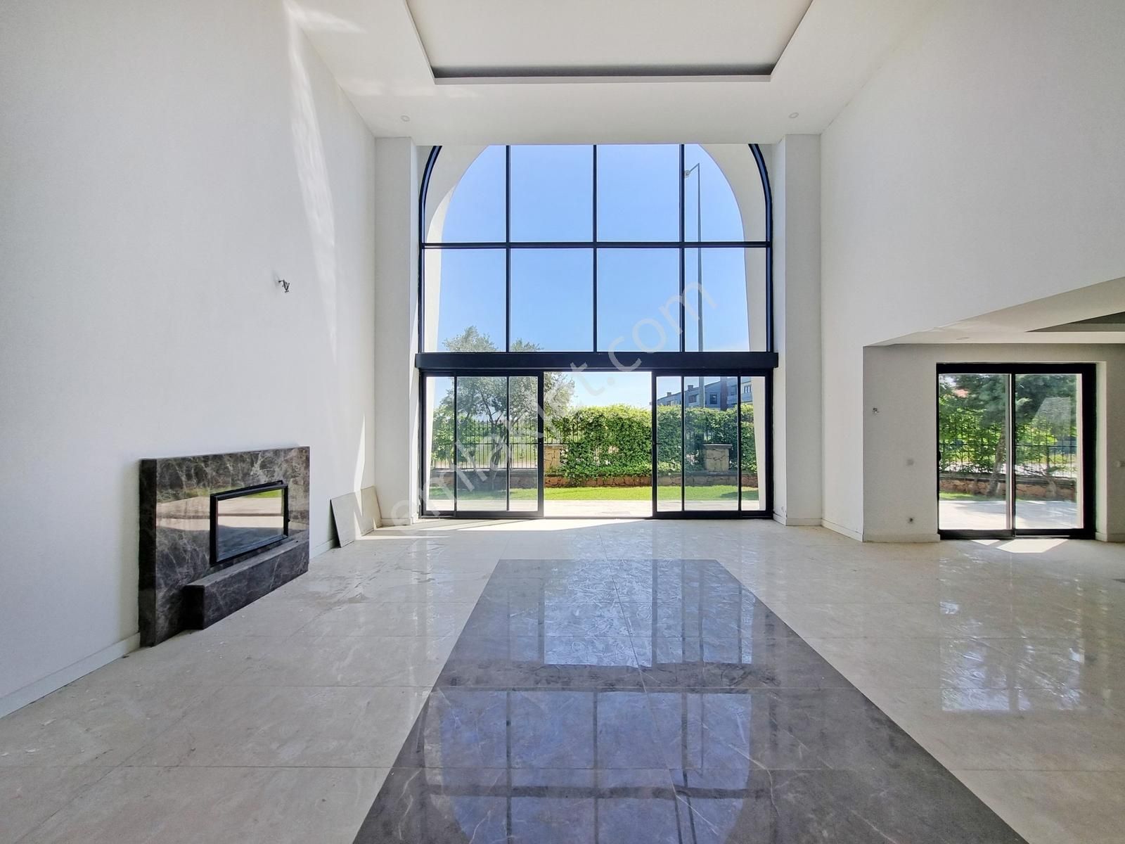 Gökhan Üçgün - Château D'or Sitesi'nde Eşsiz Tam Müstakil Villa - Görsel 9