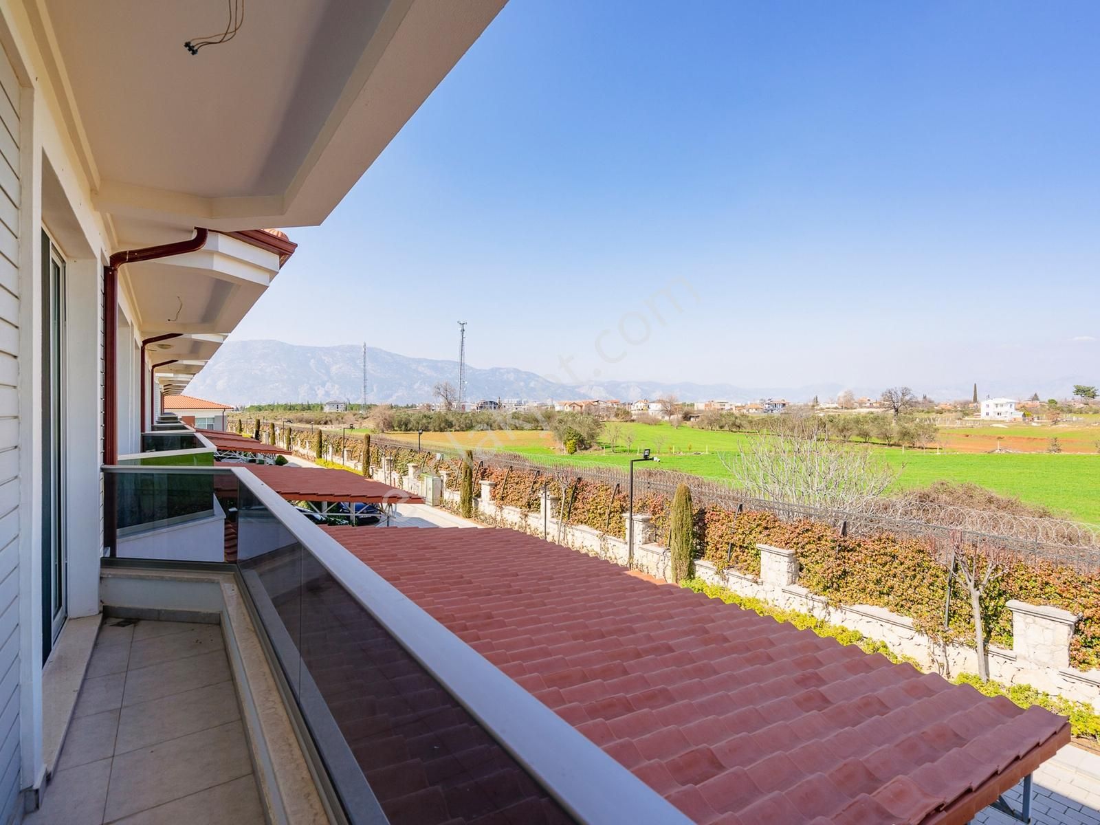 Gökhan Üçgün'den Panorama Villaları'nda Trıplex Rowhouse Villa - Görsel 9