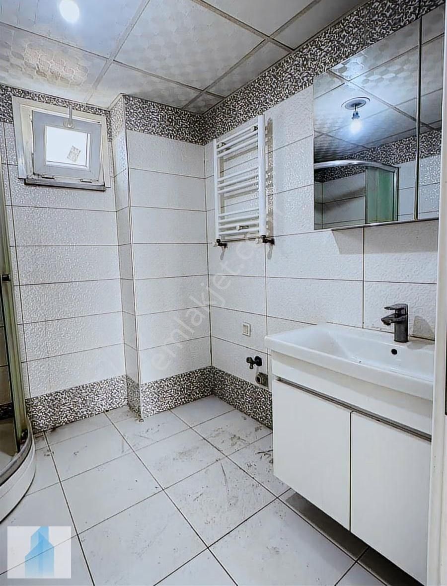 Bağcılar Yürüyüş Yolunda Kiralık 2+1, Site İçi Daire, 10.kat - Görsel 6