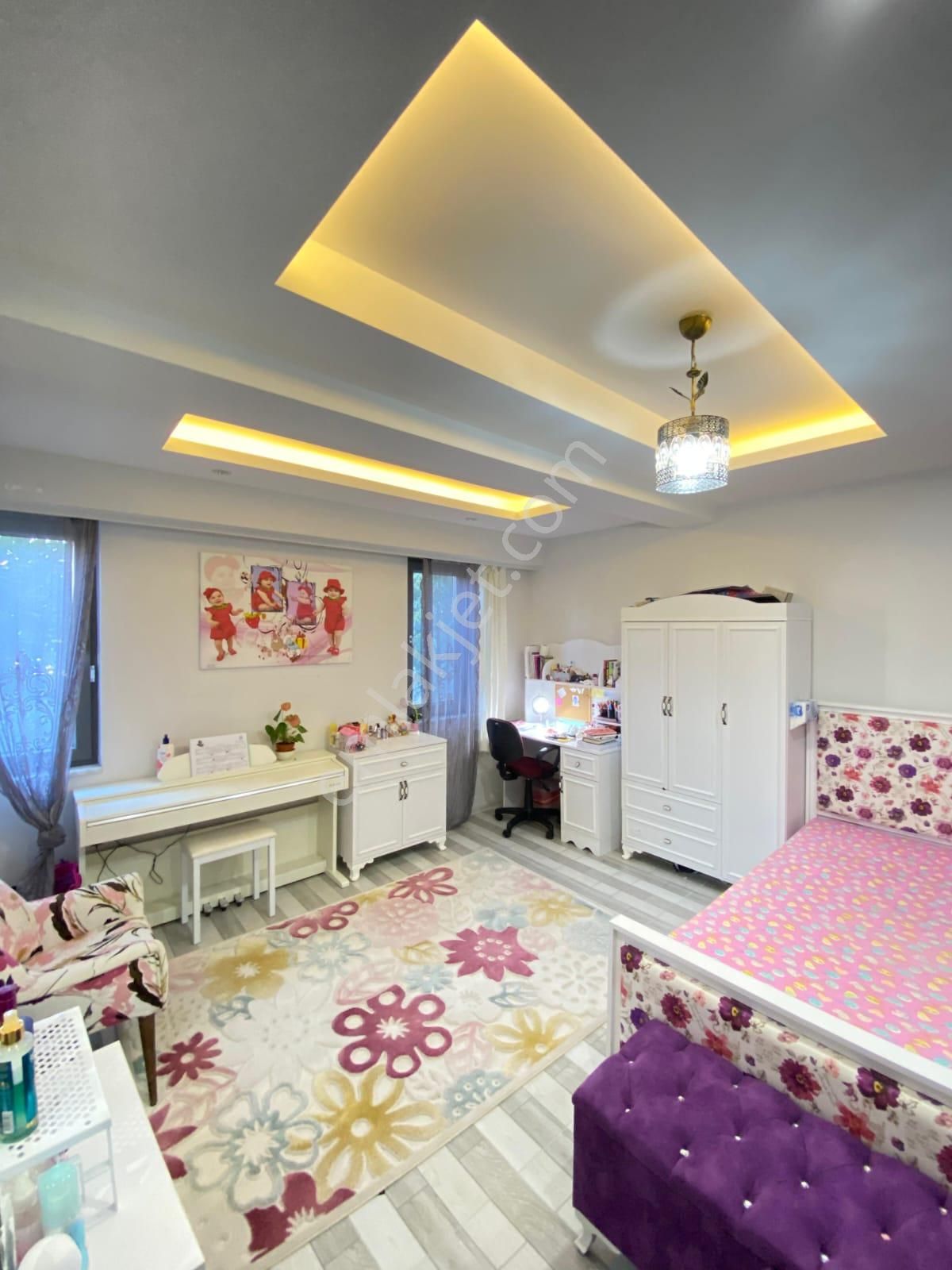 Yenişafakta 180 M2 3+1 Satılık Daire - Görsel 19