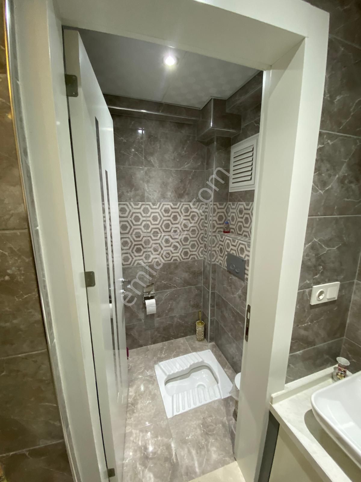 Yenişafakta 180 M2 3+1 Satılık Daire - Görsel 7