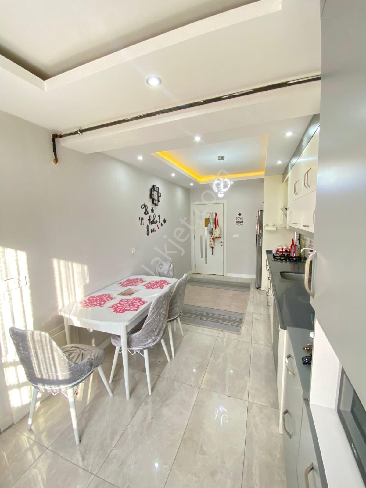 Yenişafakta 180 M2 3+1 Satılık Daire - Görsel 27