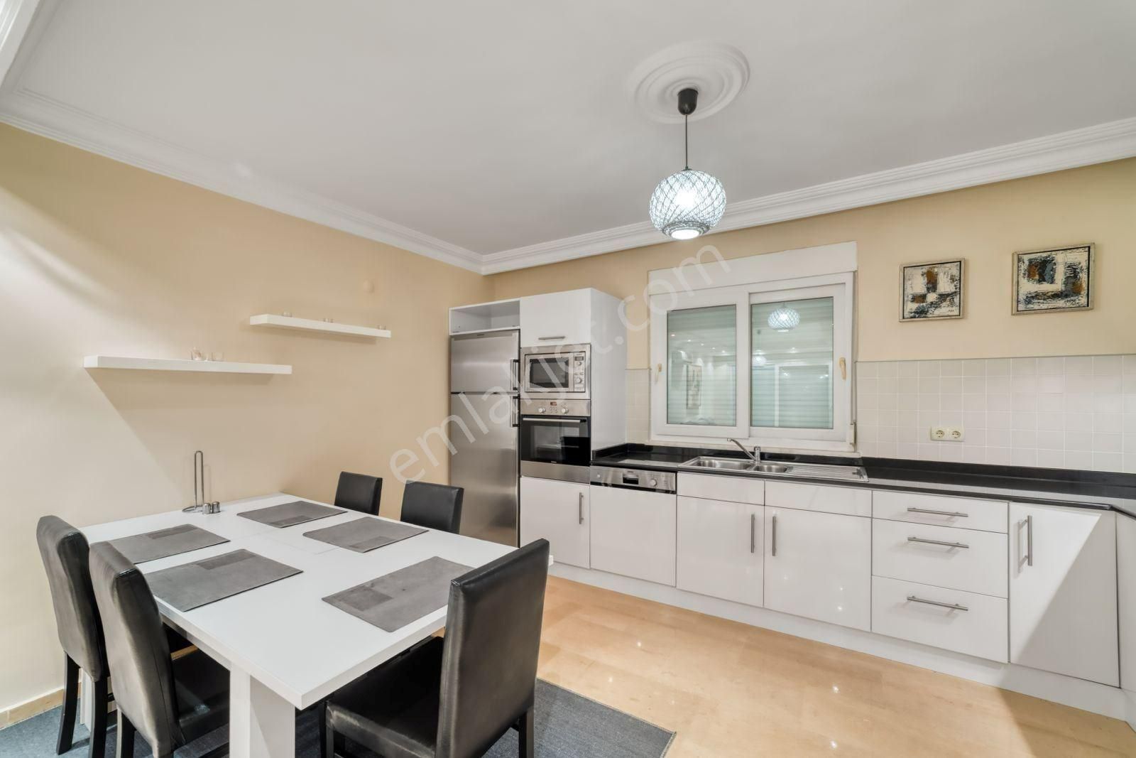 Alanya Tepe’de Satılık 3+1 Deniz Manzaralı, Full Eşyalı Daire – İkametgaha Uygun! - Görsel 16