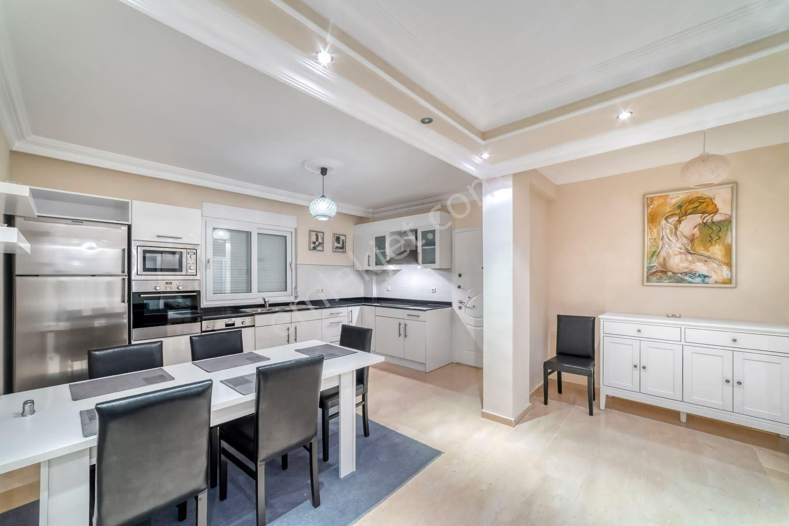 Alanya Tepe’de Satılık 3+1 Deniz Manzaralı, Full Eşyalı Daire – İkametgaha Uygun! - Görsel 11