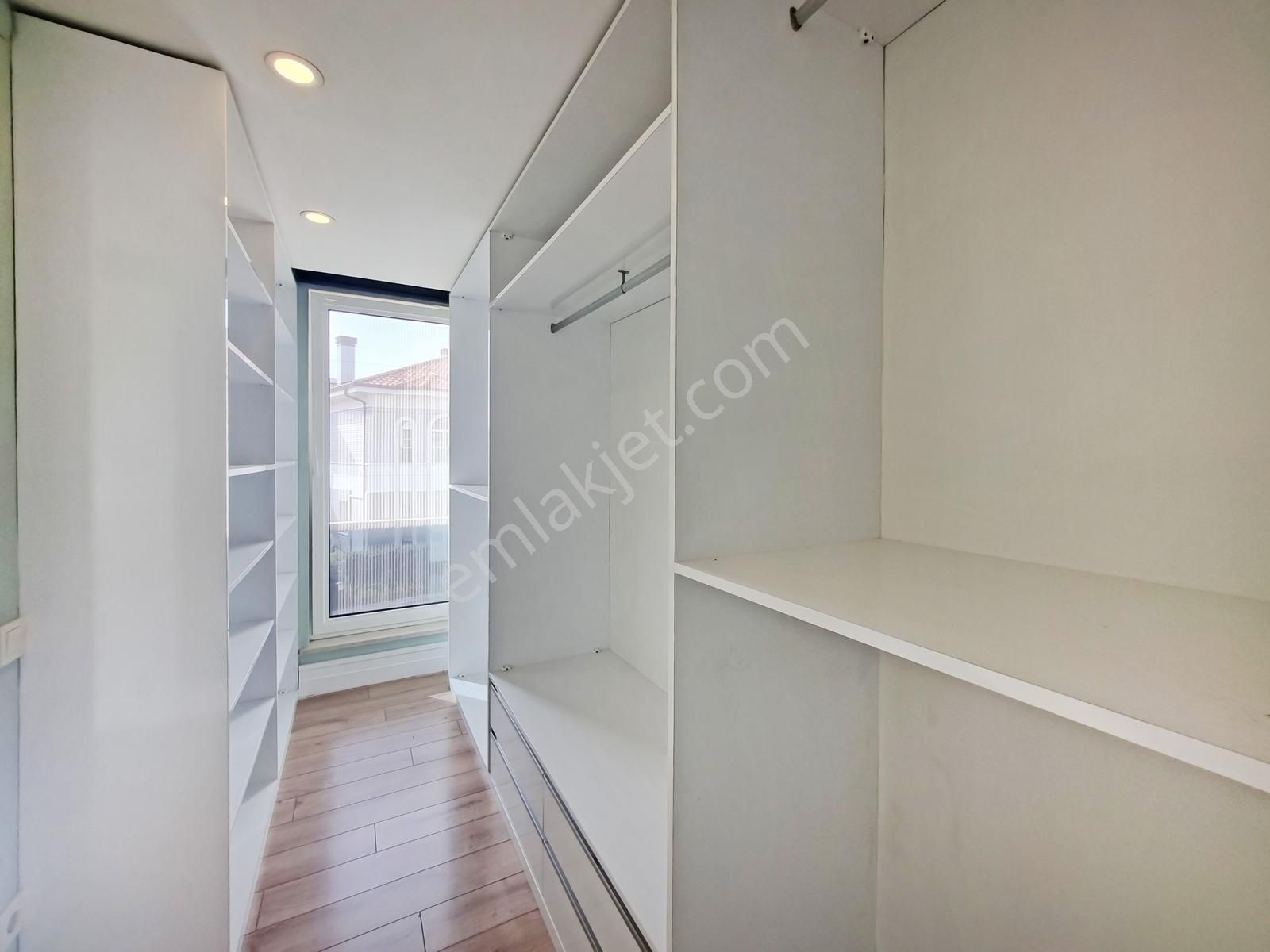 Gökhan Üçgün'den Panorama Villaları'nda Dubleks Rowhouse Villa - Görsel 21