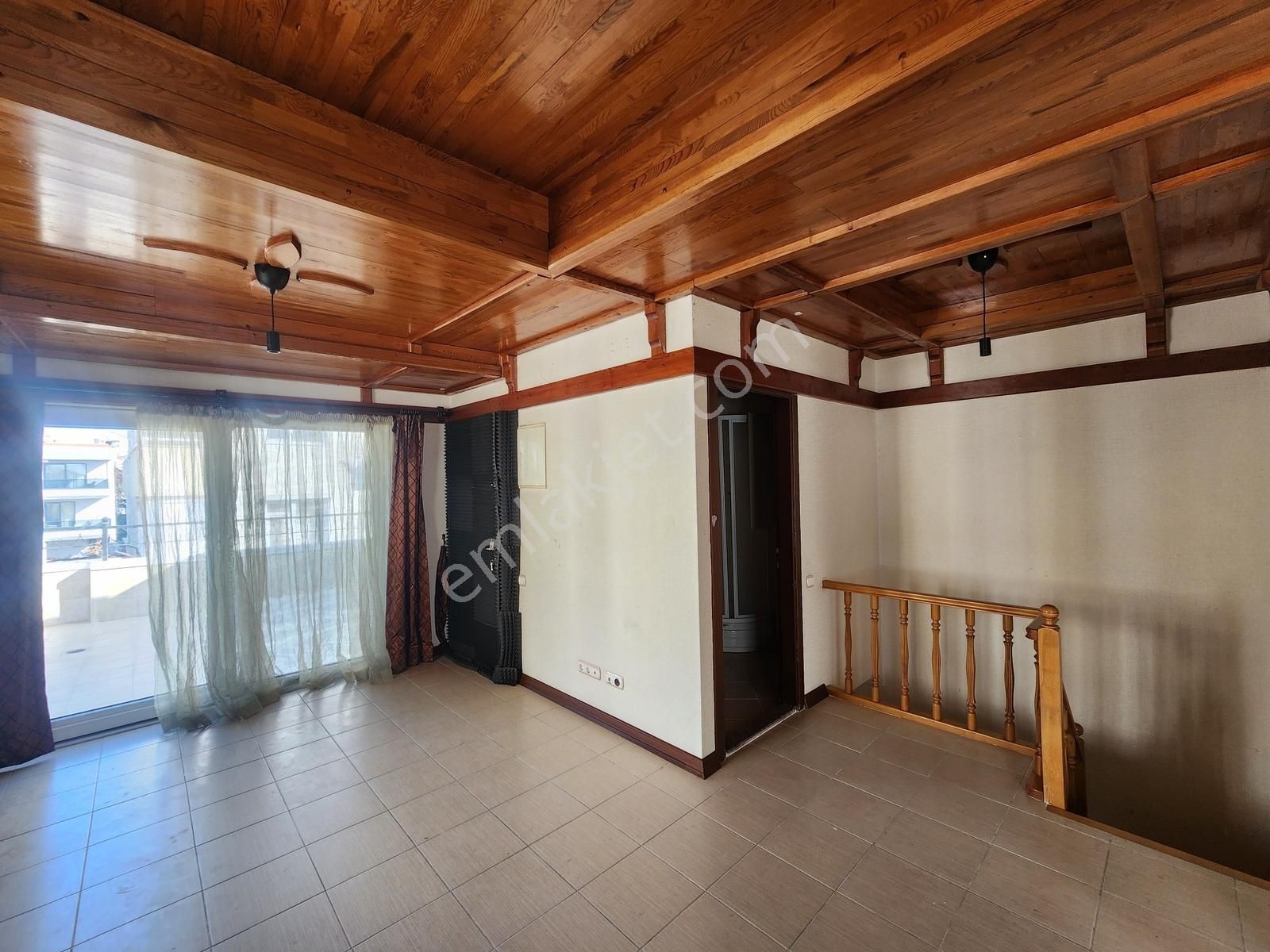 Havuzlu, Kapalı Otoparklı Sitede Kiralık 200 M2 3+1 Dublex Daire - Görsel 4