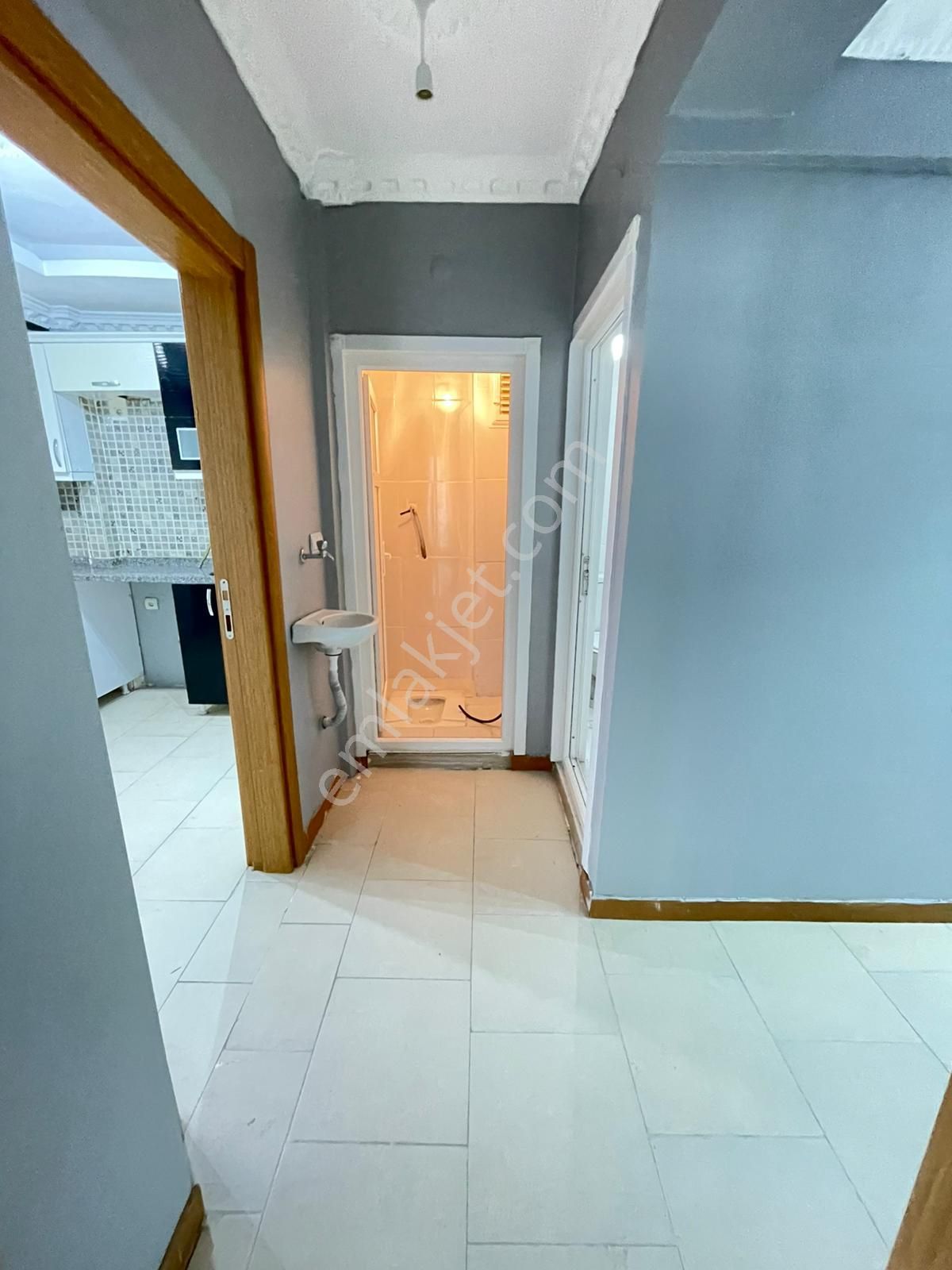 Acil Satılık Devlet Hastanesine 4dk Cift Balkonlu Ara Kat Daire - Görsel 20