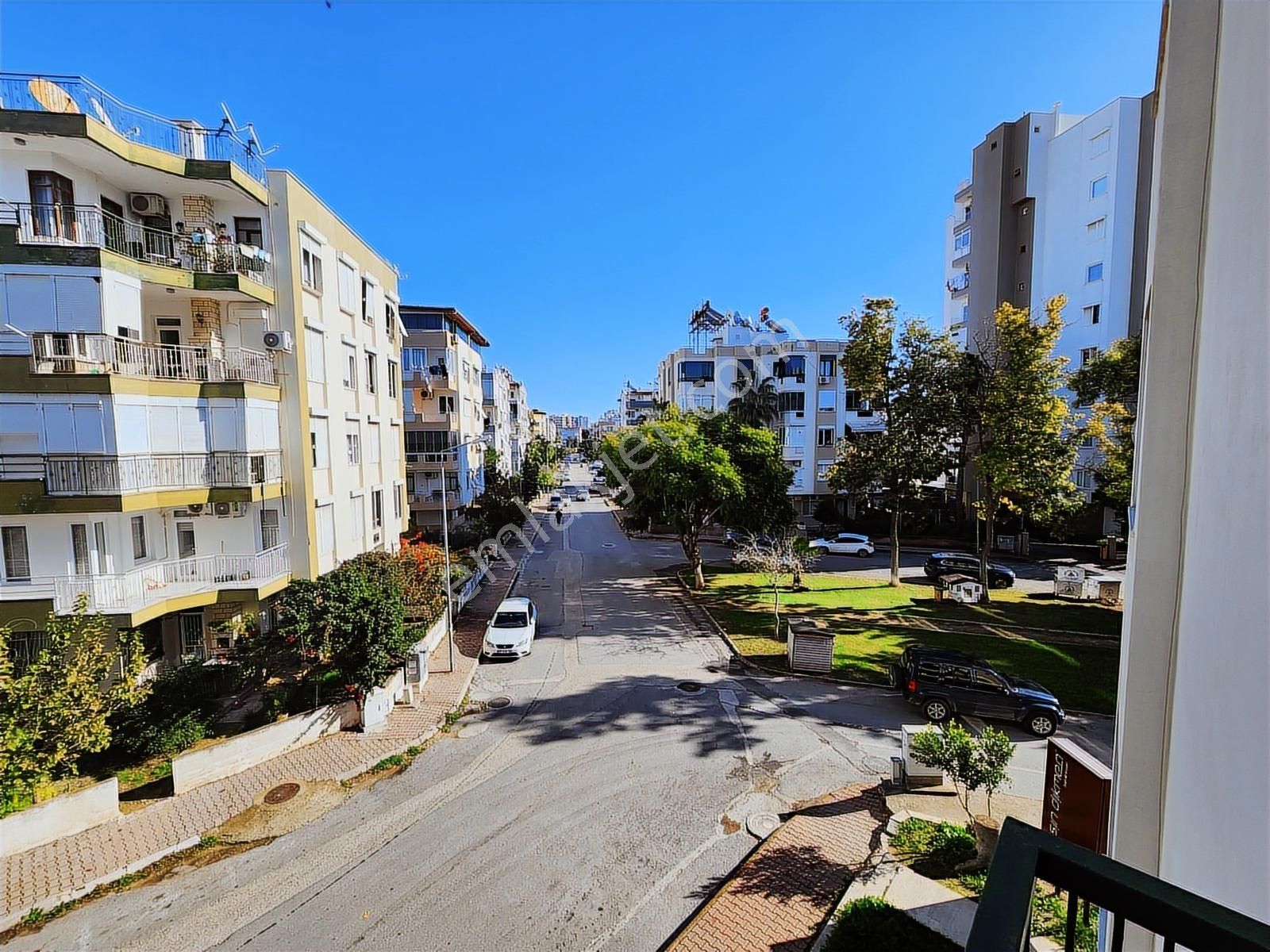 Şirinyalı'da Plaja 350 Mt 2. Katta Satılık 3+1 150 M2 Daire - Görsel 28