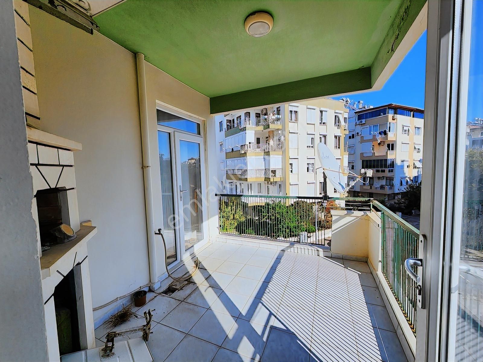 Şirinyalı'da Plaja 350 Mt 2. Katta Satılık 3+1 150 M2 Daire - Görsel 31