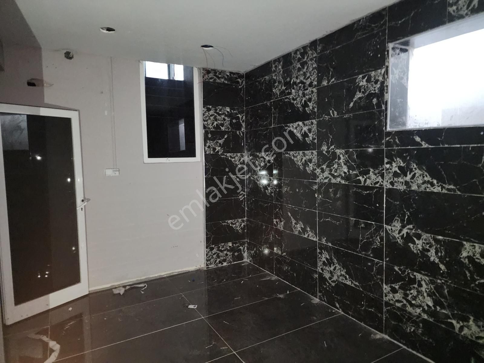 Şirinyalı İsmet Gökşen'de Satılık 200 M2 Yatırımlık Köşe Dükkan - Görsel 18
