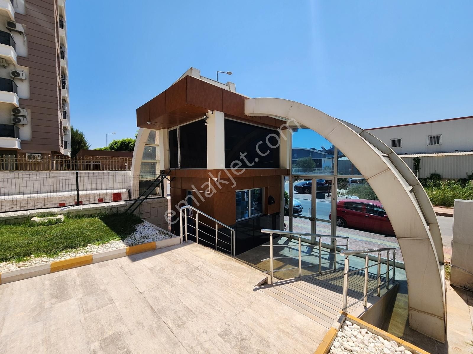 Konyaaltı'nda Rezidans'ta Satılık 2+1 Ara Kat Geniş Daire - Görsel 6