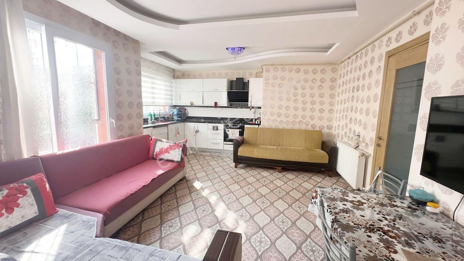 Pınar'da_3+1_iskanlı_hatasız_geniş_çift_banyo_d.gaz_10_yaşında.. - Görsel 8