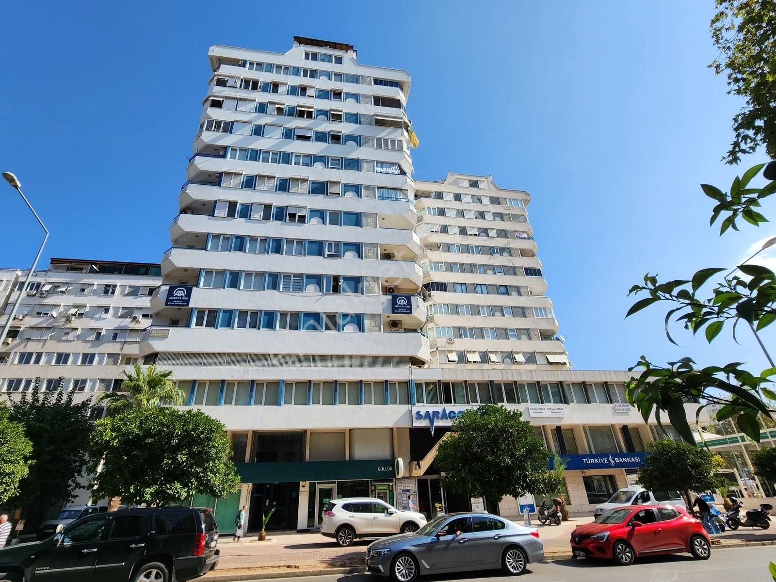 250 M2 4+1 Güllük Caddesi'nde İş Merkezinde Kiralık Şık Ofis - Görsel 16