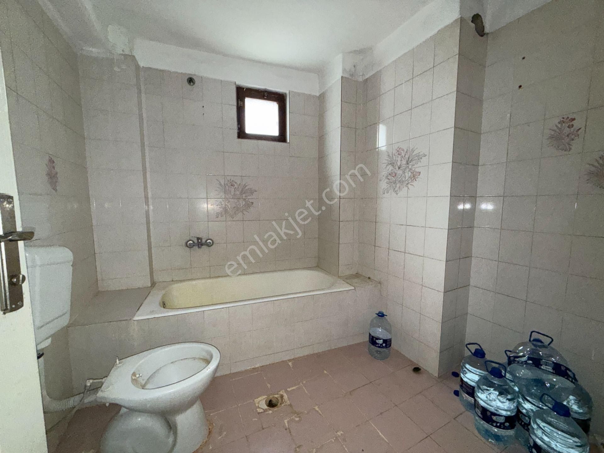 Ufuk Kılıç Emlak'tan Uygun Fiyatlı Cadde Üzeri 3+1 Orta Kat Güney Daire - Görsel 24