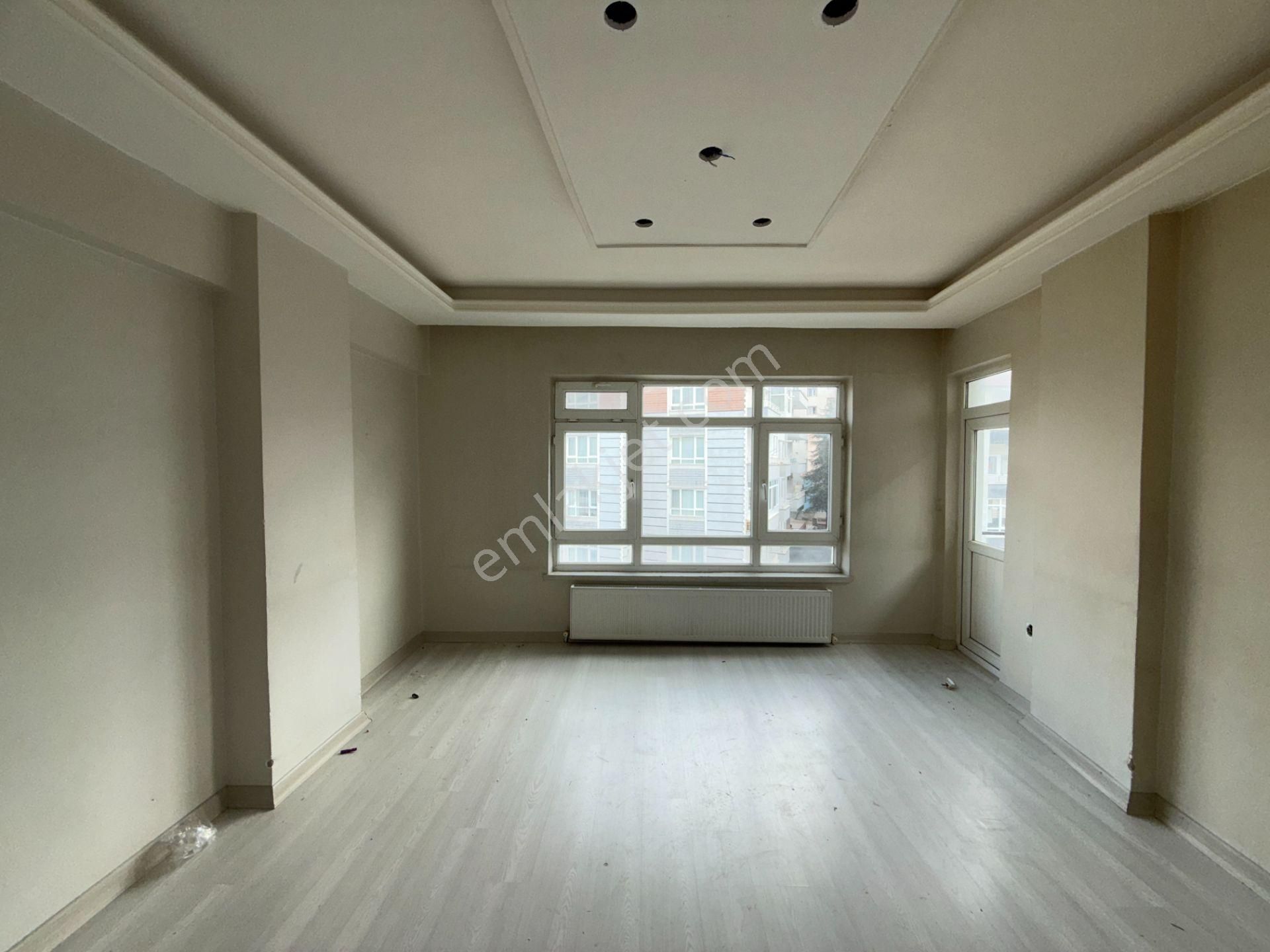 Ufuk Kılıç Emlak'tan Uygun Fiyatlı Cadde Üzeri 3+1 Orta Kat Güney Daire - Görsel 13