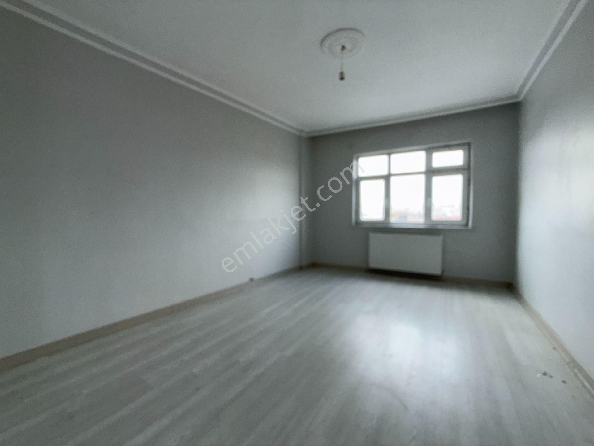 Ufuk Kılıç Emlak'tan Uygun Fiyatlı Cadde Üzeri 3+1 Orta Kat Güney Daire - Görsel 22