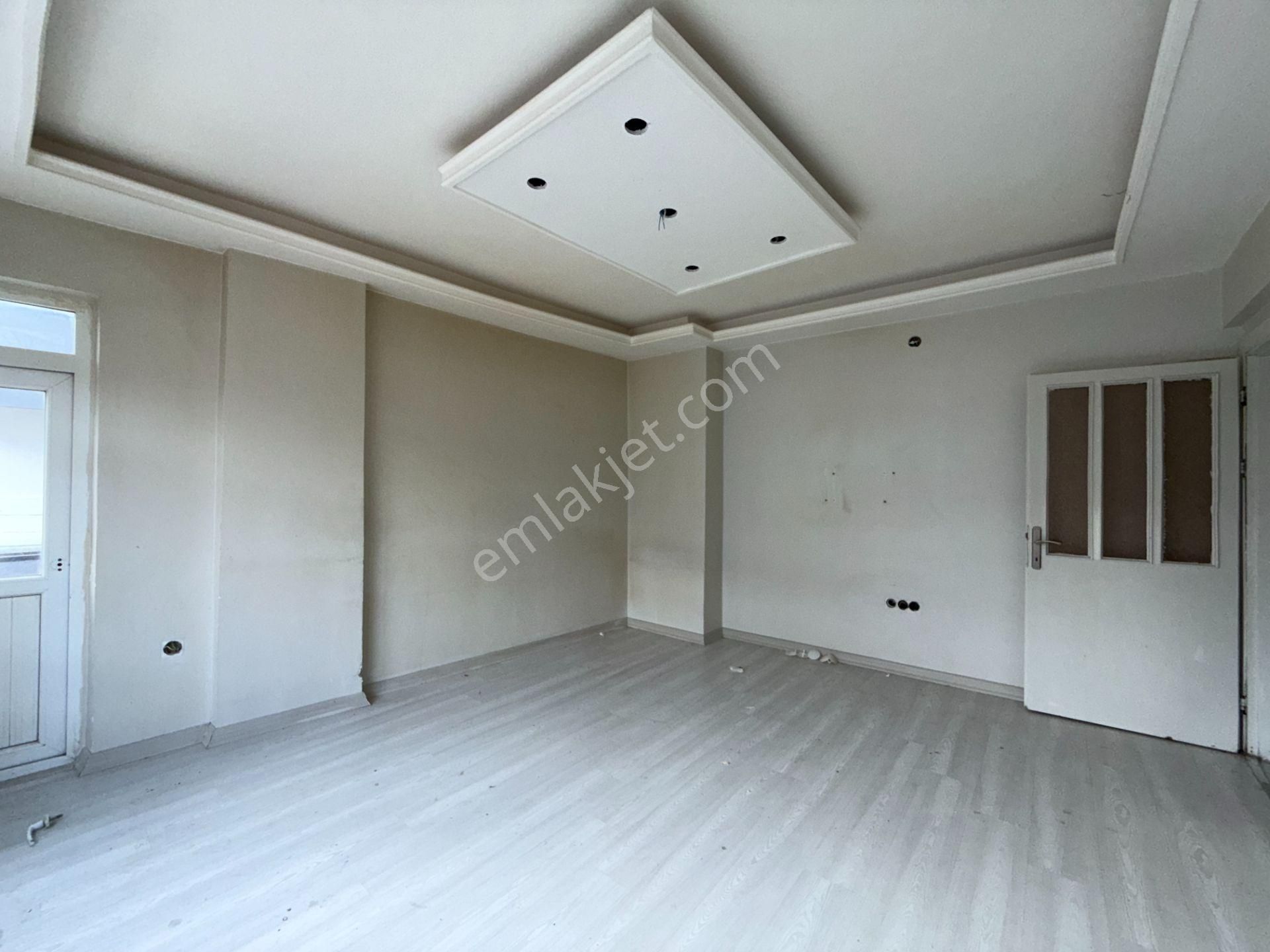 Ufuk Kılıç Emlak'tan Uygun Fiyatlı Cadde Üzeri 3+1 Orta Kat Güney Daire - Görsel 10