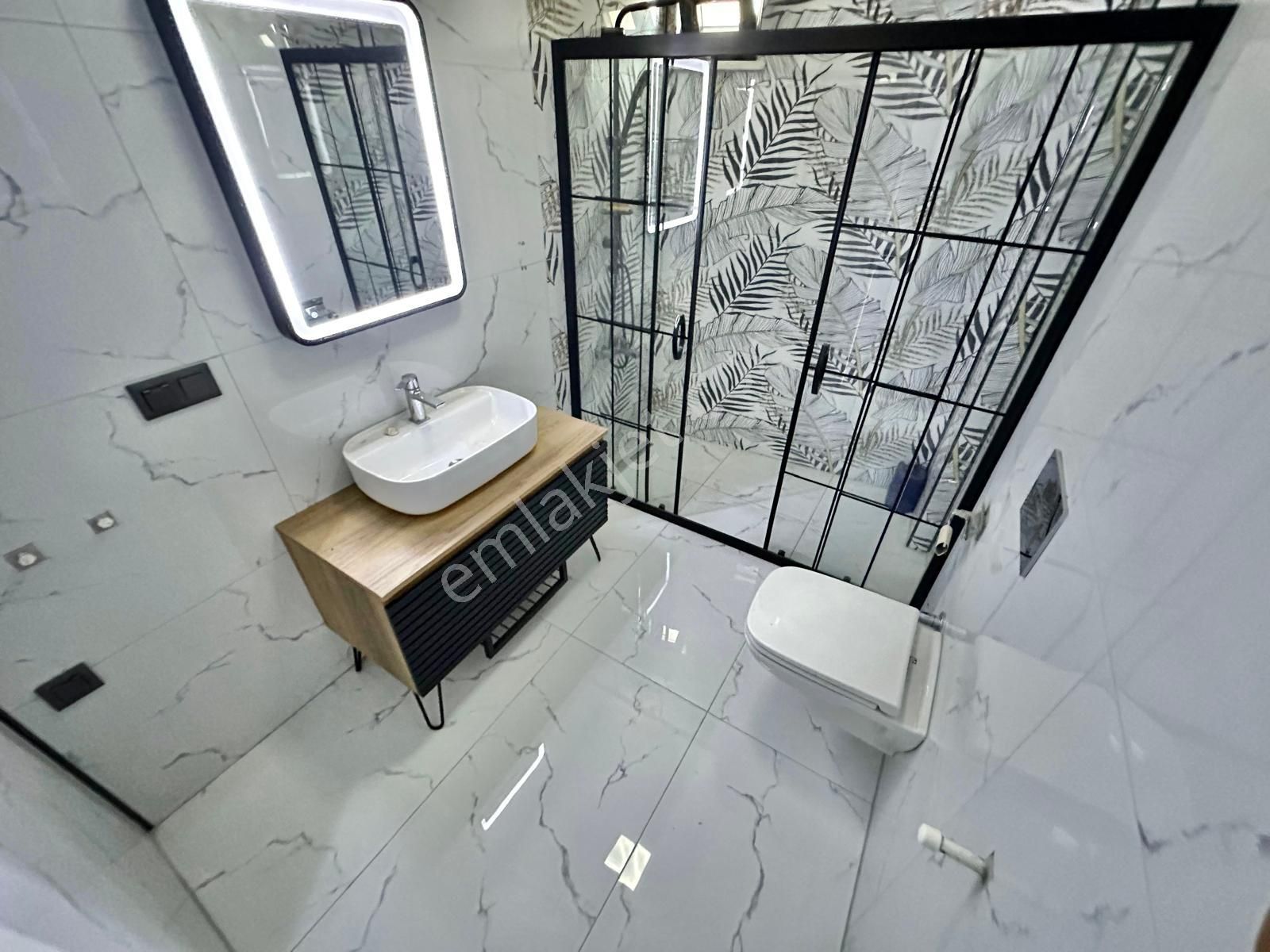 Berkay Demirel'den Akçayda Doğayla İç İçe Lüks 4+1 Villa - Görsel 17