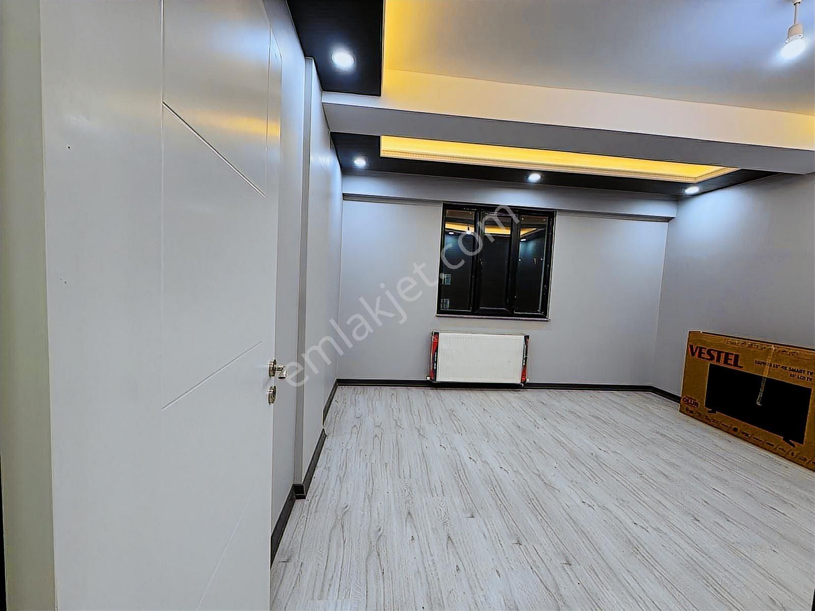 Vatan Mahallesi Köşe Güney Çift Cephe 2+1 Satılık Yerden Isıtma - Görsel 4