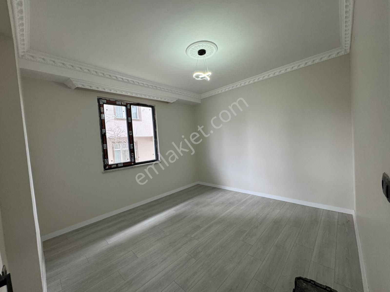 Devlet Hastanesi, Kaymakamlığa Yürüme Satılık 2+0 Balkonlu Daire - Görsel 5
