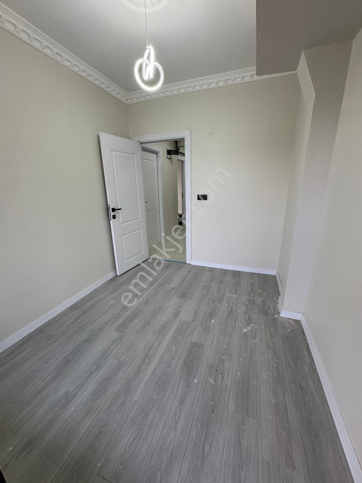 Devlet Hastanesi, Kaymakamlığa Yürüme Satılık 2+0 Balkonlu Daire - Görsel 26