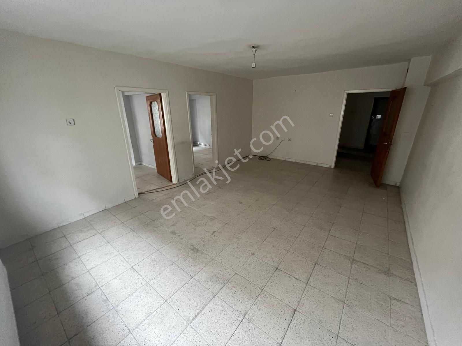 Mç Emlak'tan Akşemsettin Mahalesin'de 3+1 Satılık Daire - Görsel 5