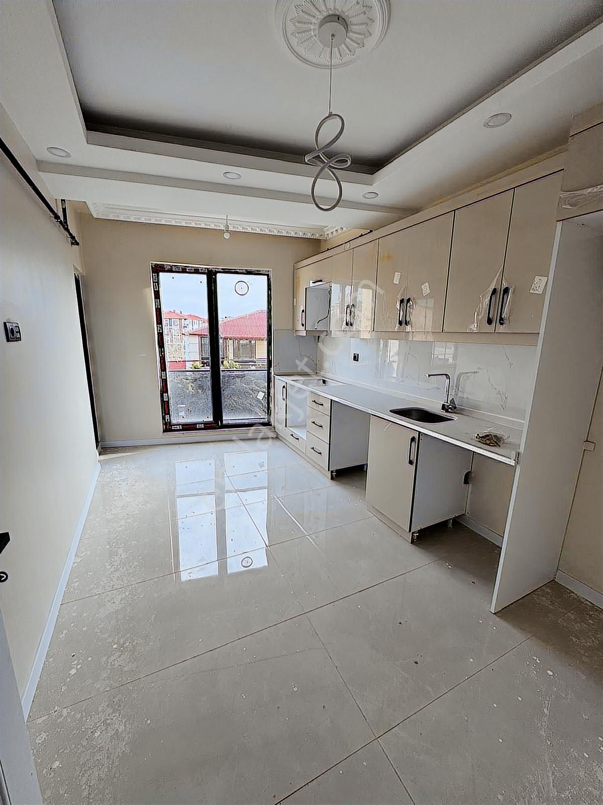 Devlet Hastanesi Dibi Köşe Güney Arakat 2+1 Cam Balkonlu Daire - Görsel 27